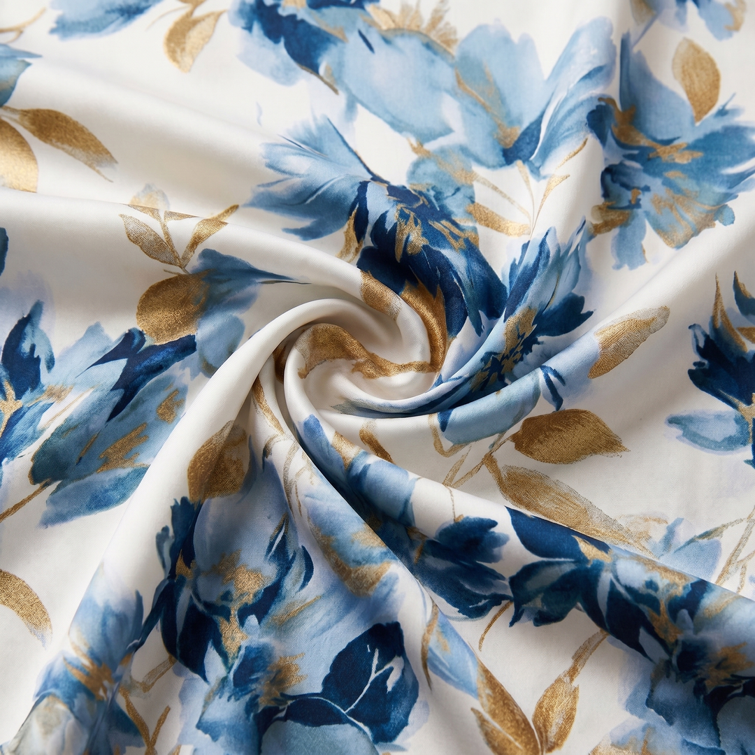 Robe mi-longue à fleurs, à encolure croisée